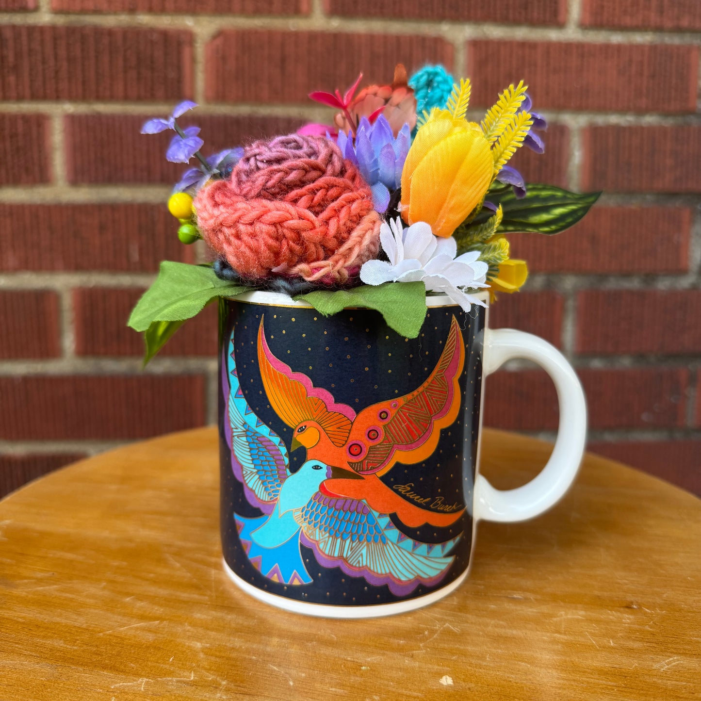 1991 Laurel Birch "Night Birds" Mug Bouquet