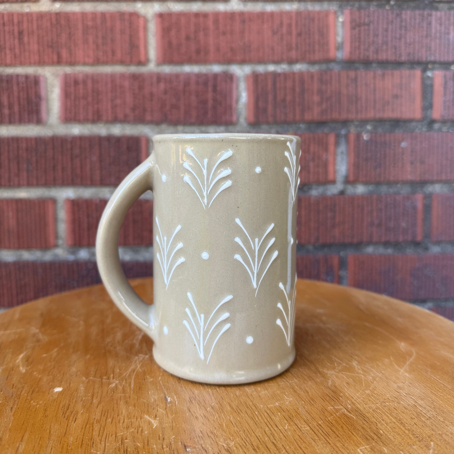 Vintage Tan & White Hartstone Mug
