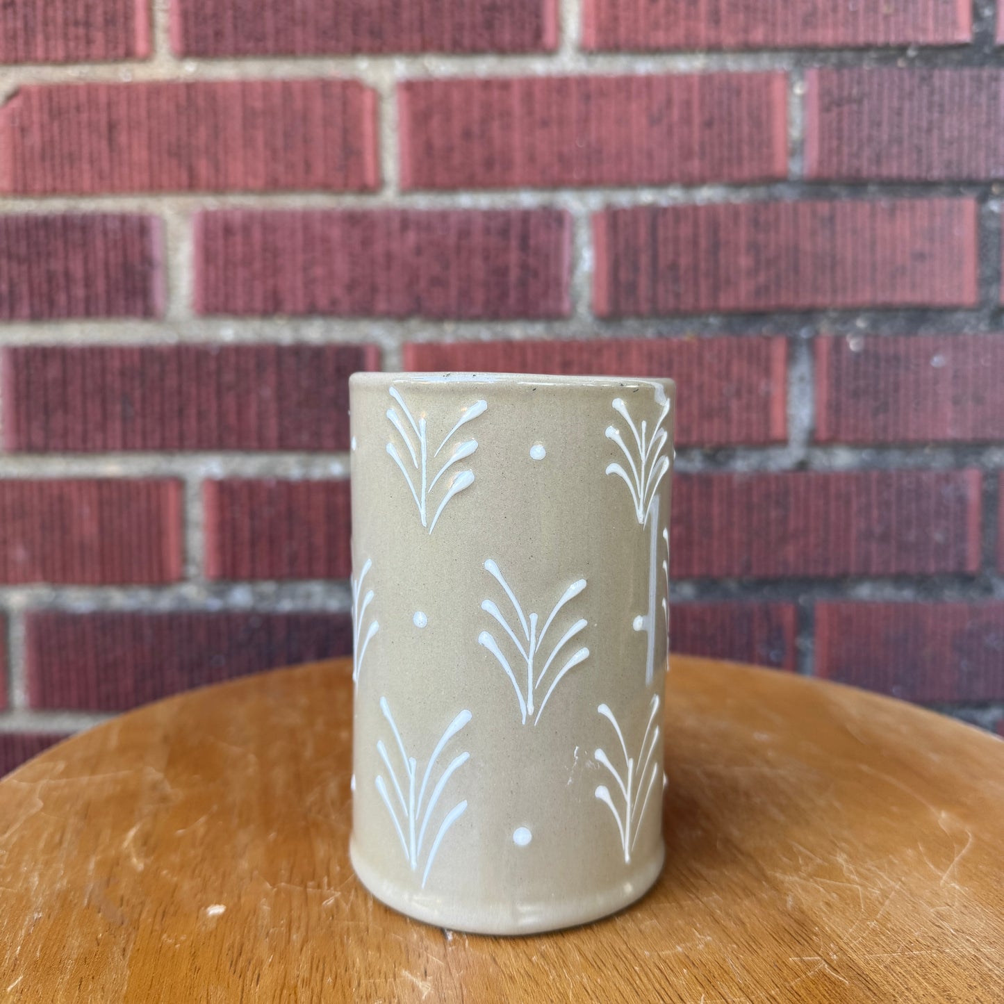 Vintage Tan & White Hartstone Mug