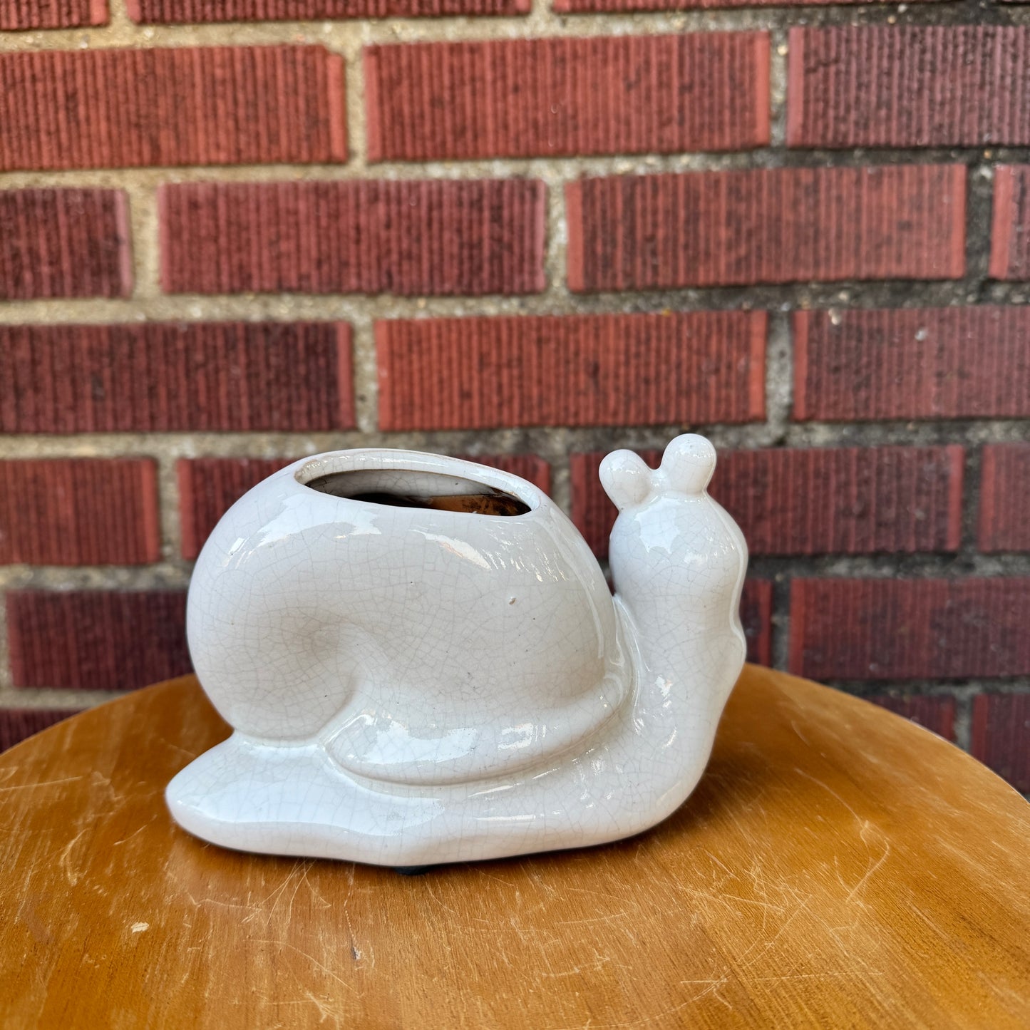 White Ceramic Snail Planter