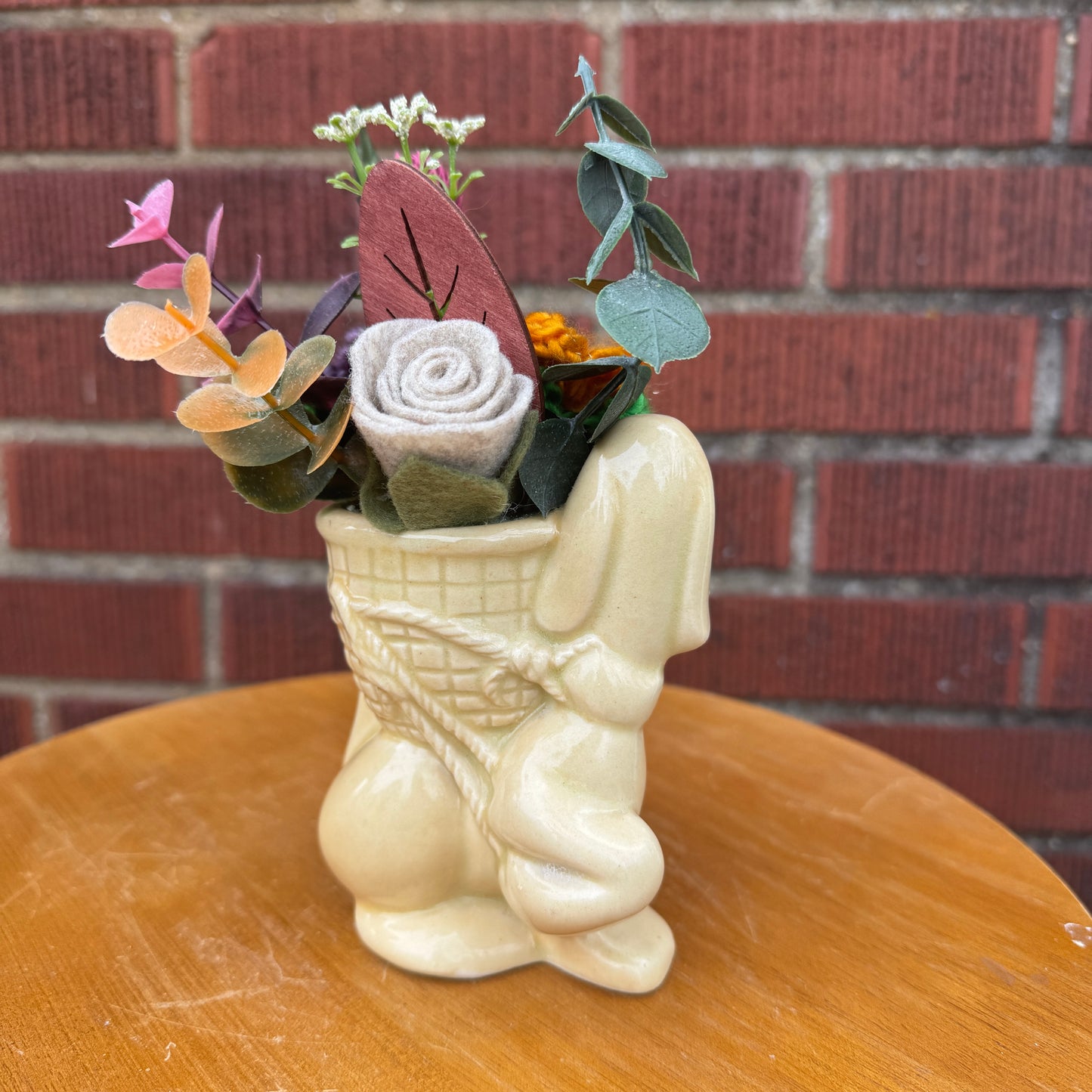 Vintage Yellow/Gold Grumpy Dog Bouquet