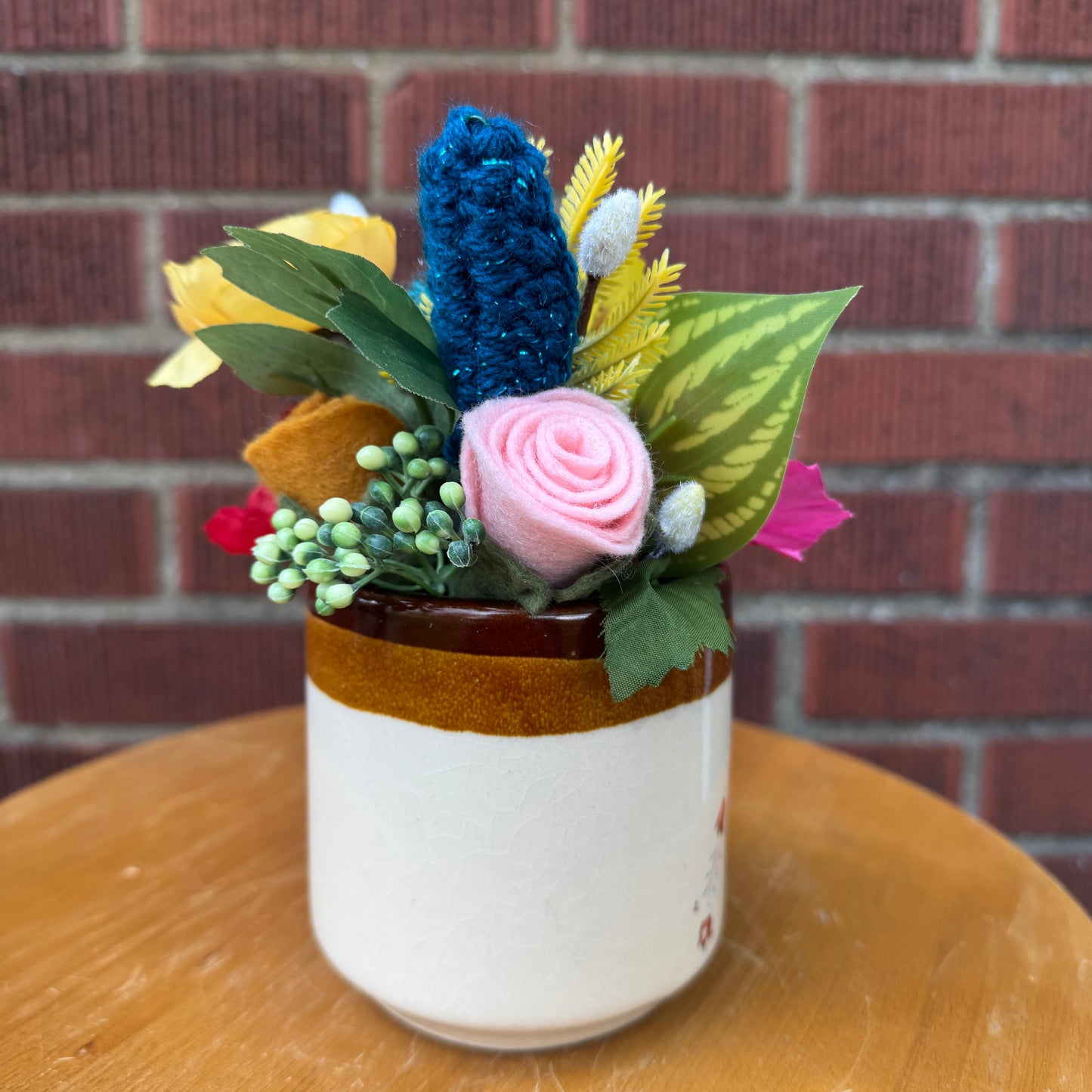 Vintage 1986 Otagiri "Mom" Mug Bouquet