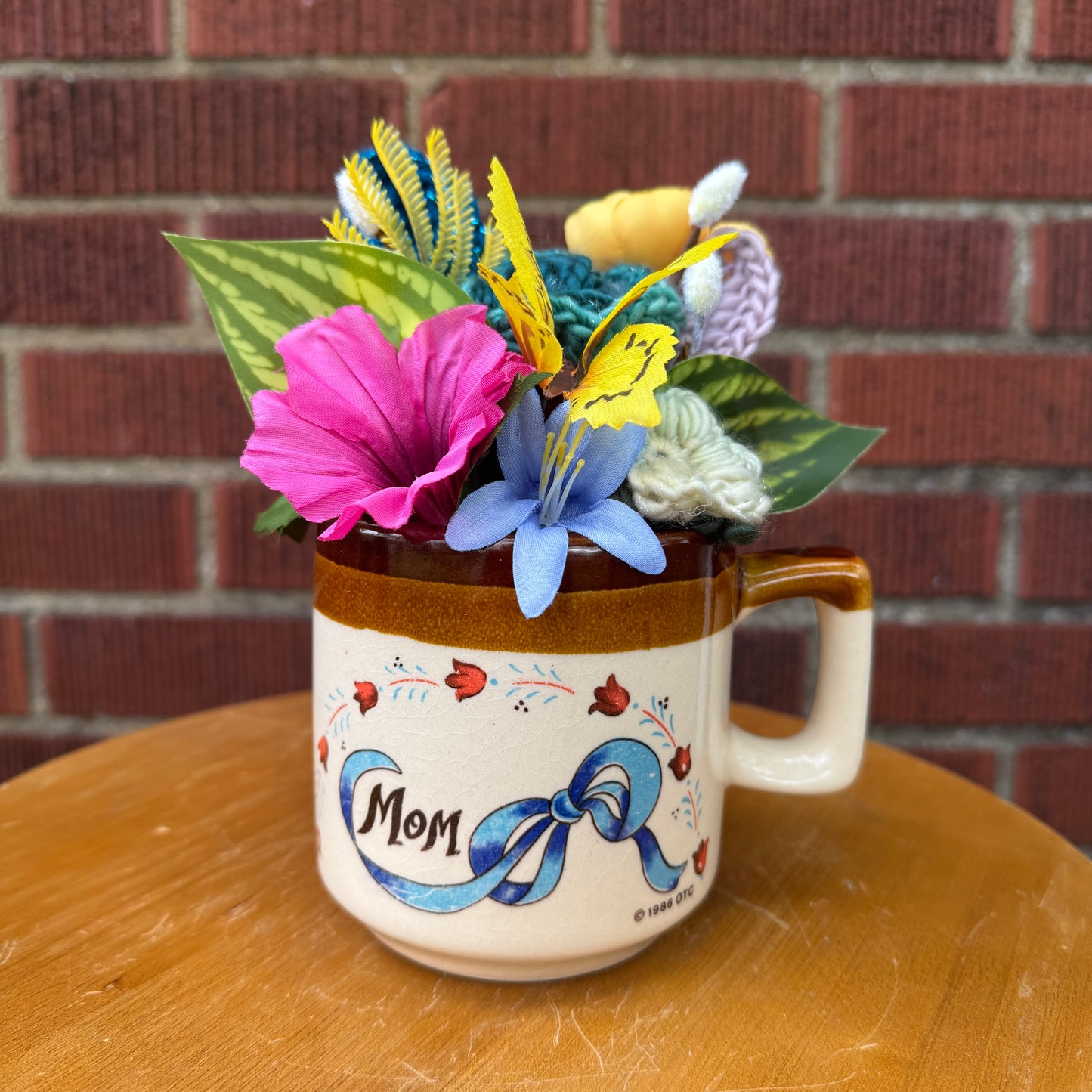 Vintage 1986 Otagiri "Mom" Mug Bouquet