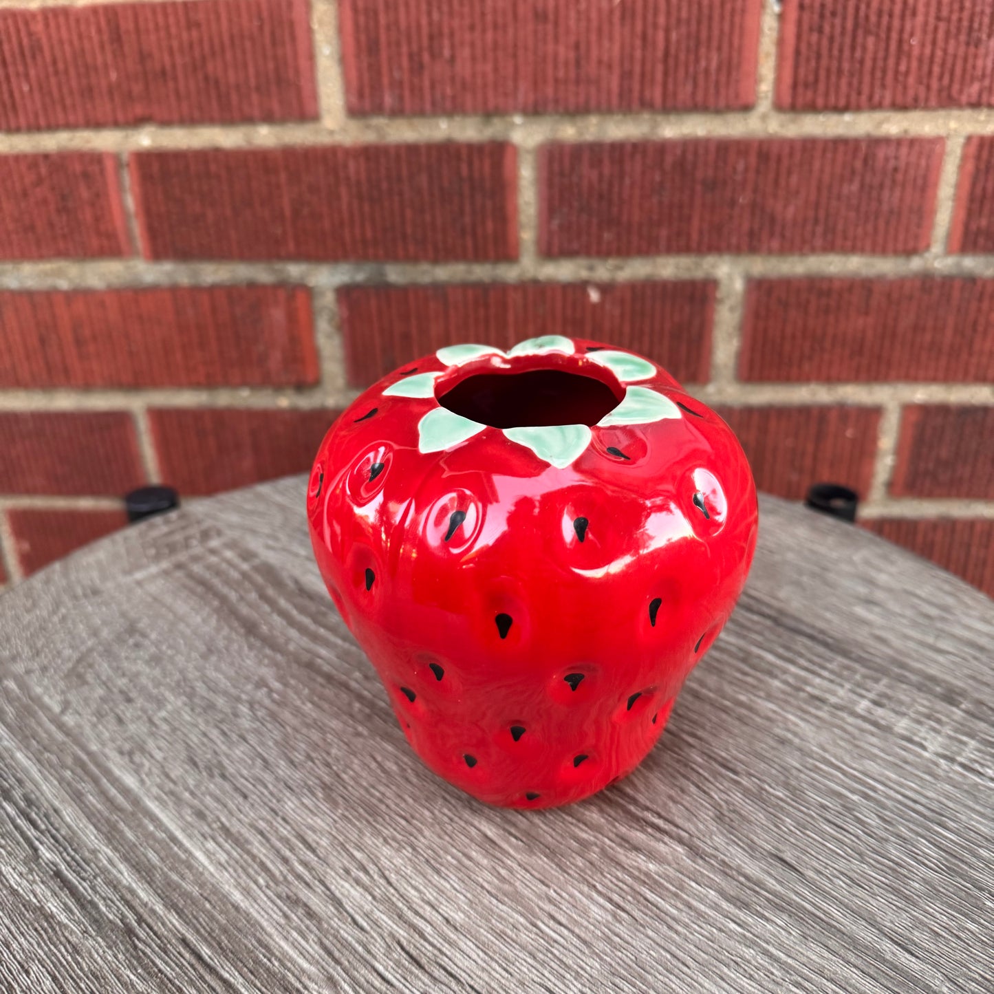 Ashland Strawberry Planter