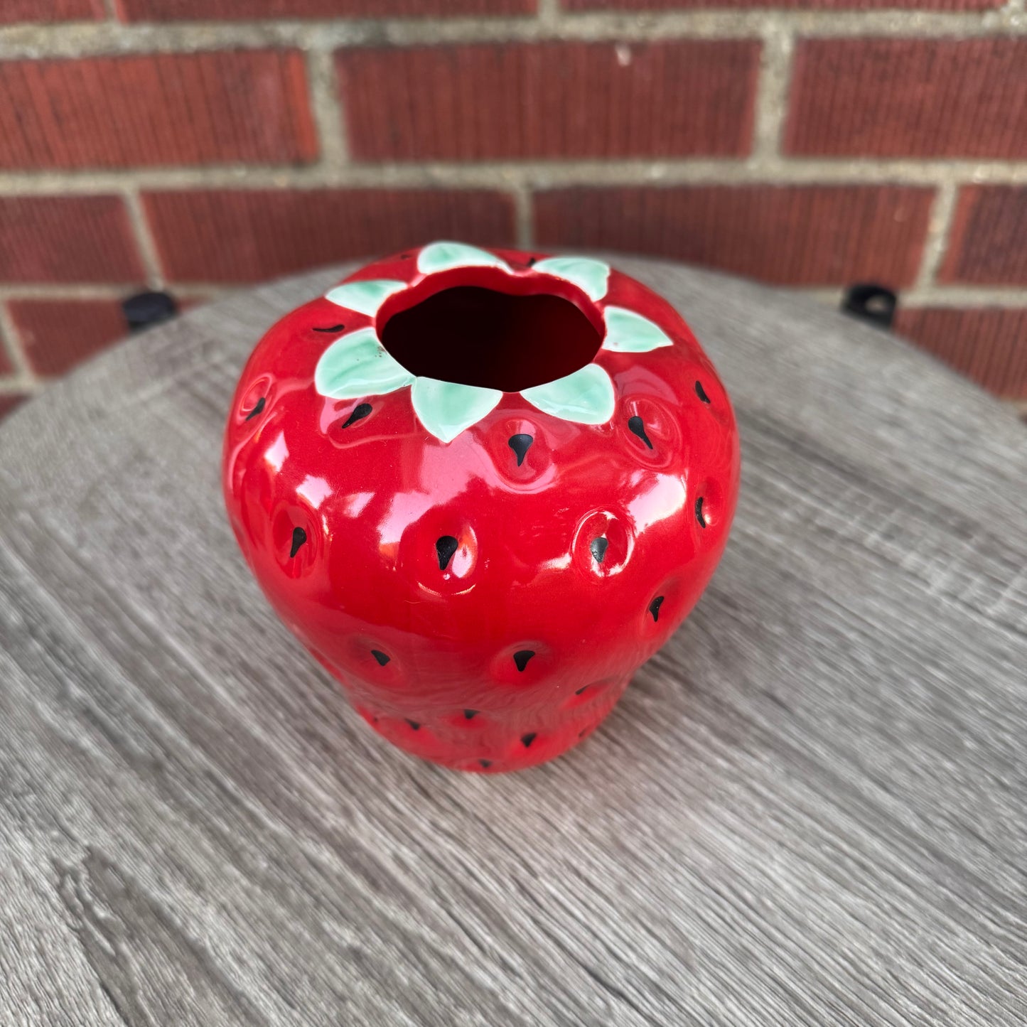 Ashland Strawberry Planter