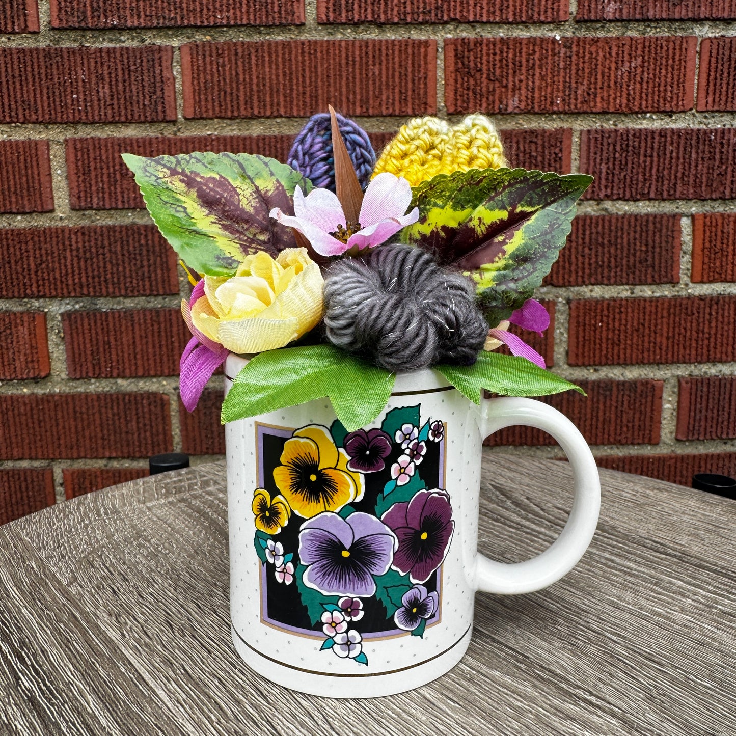 Vintage Floral Pansies Mug