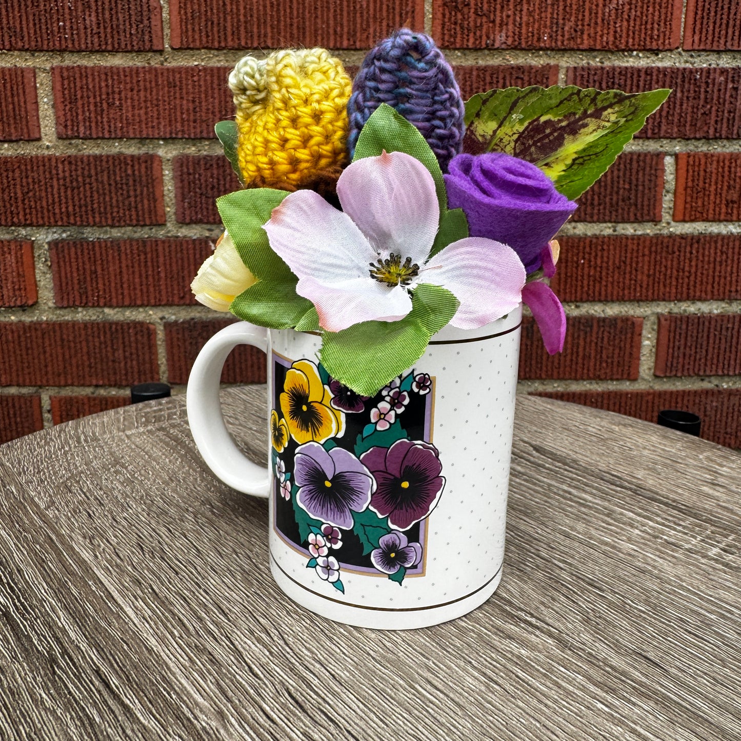 Vintage Floral Pansies Mug