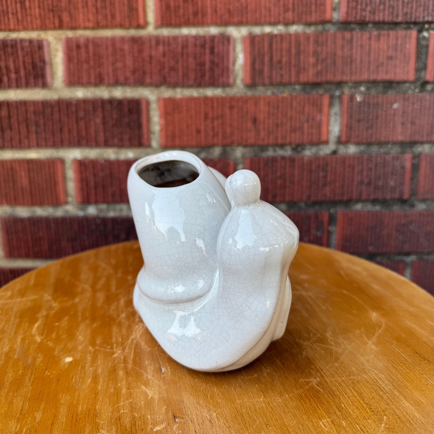 White Ceramic Snail Planter