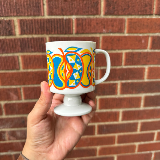 Vintage MCM Retro Apple Mug
