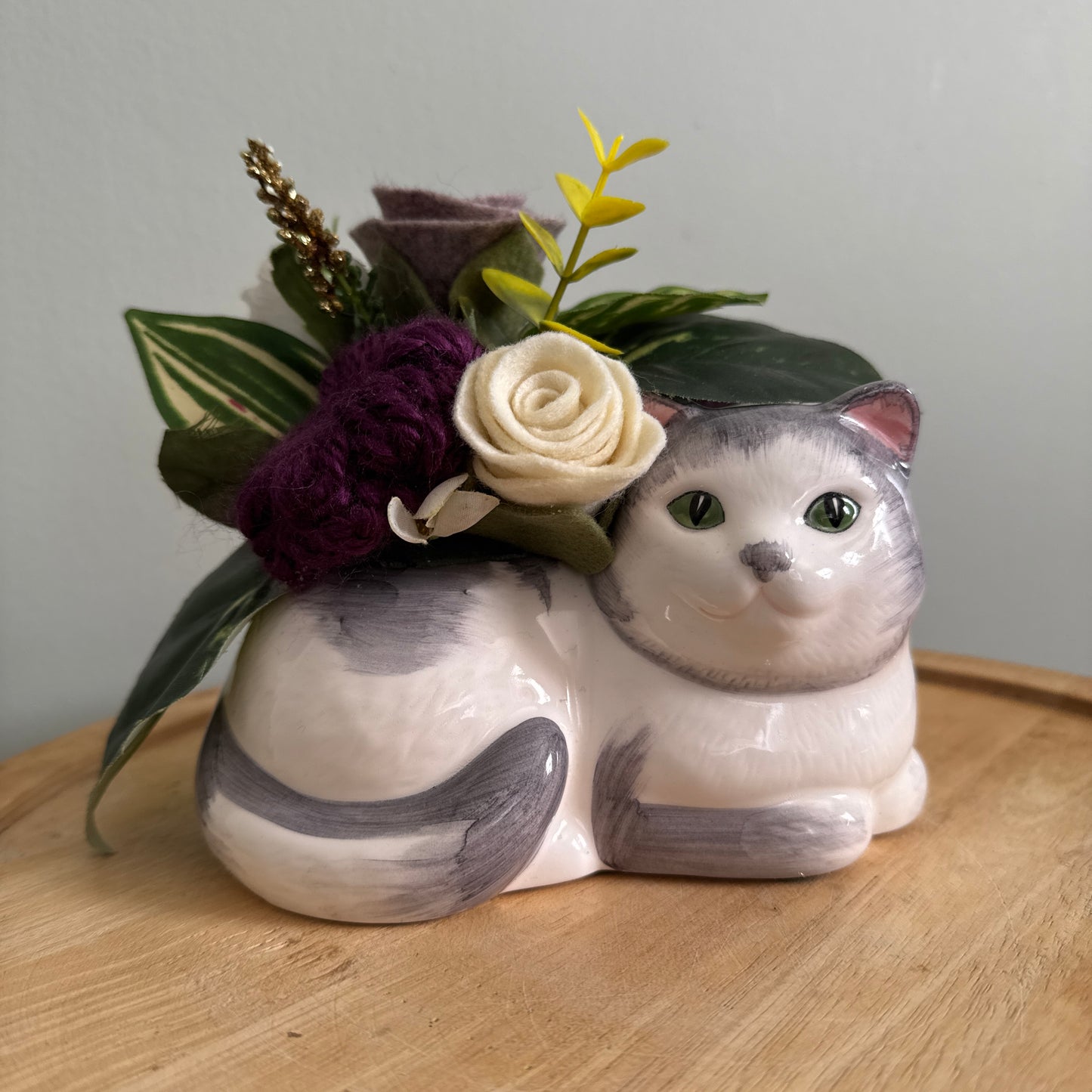 Vintage Cat Planter Bouquet