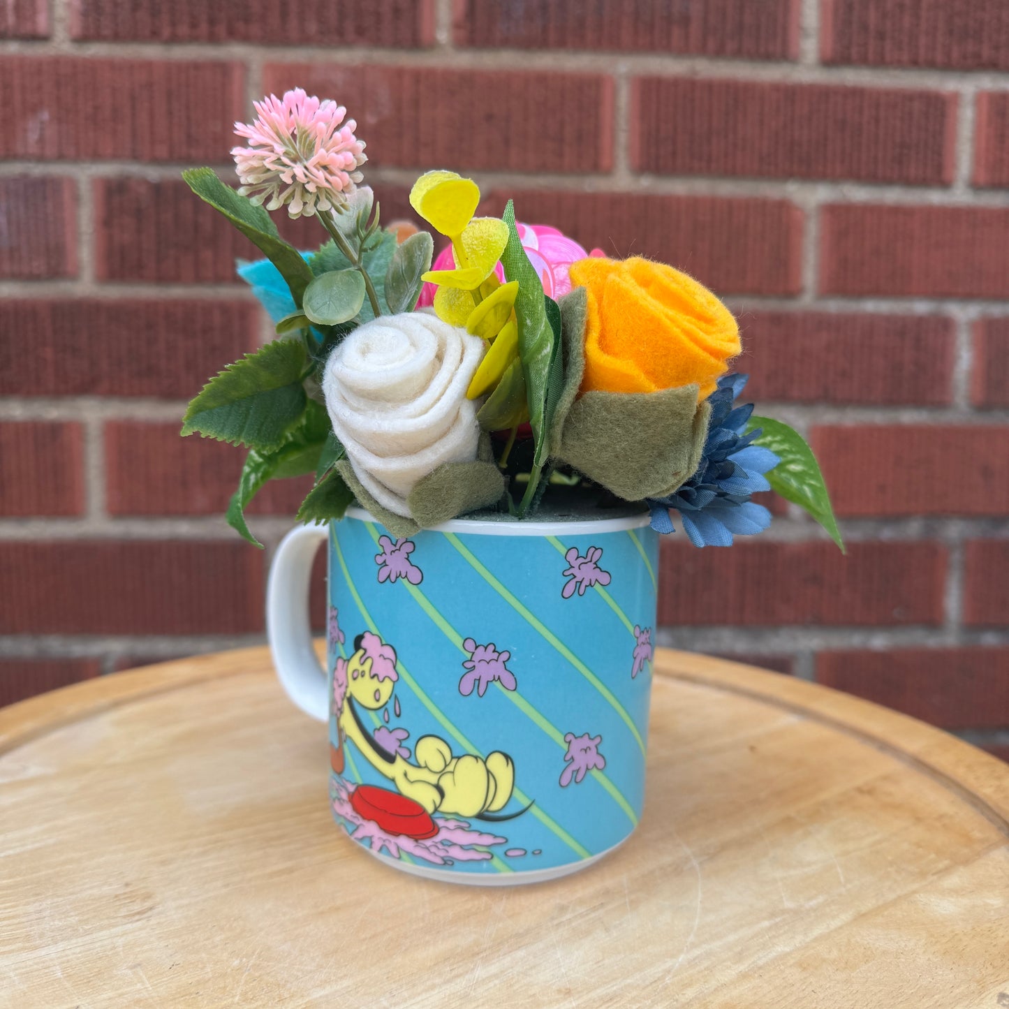 Garfield 'This Ones For You' Mug Bouquet