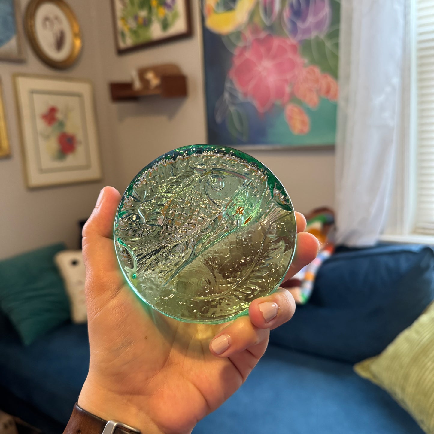 Round Blenko Glass Pisces Paperweight