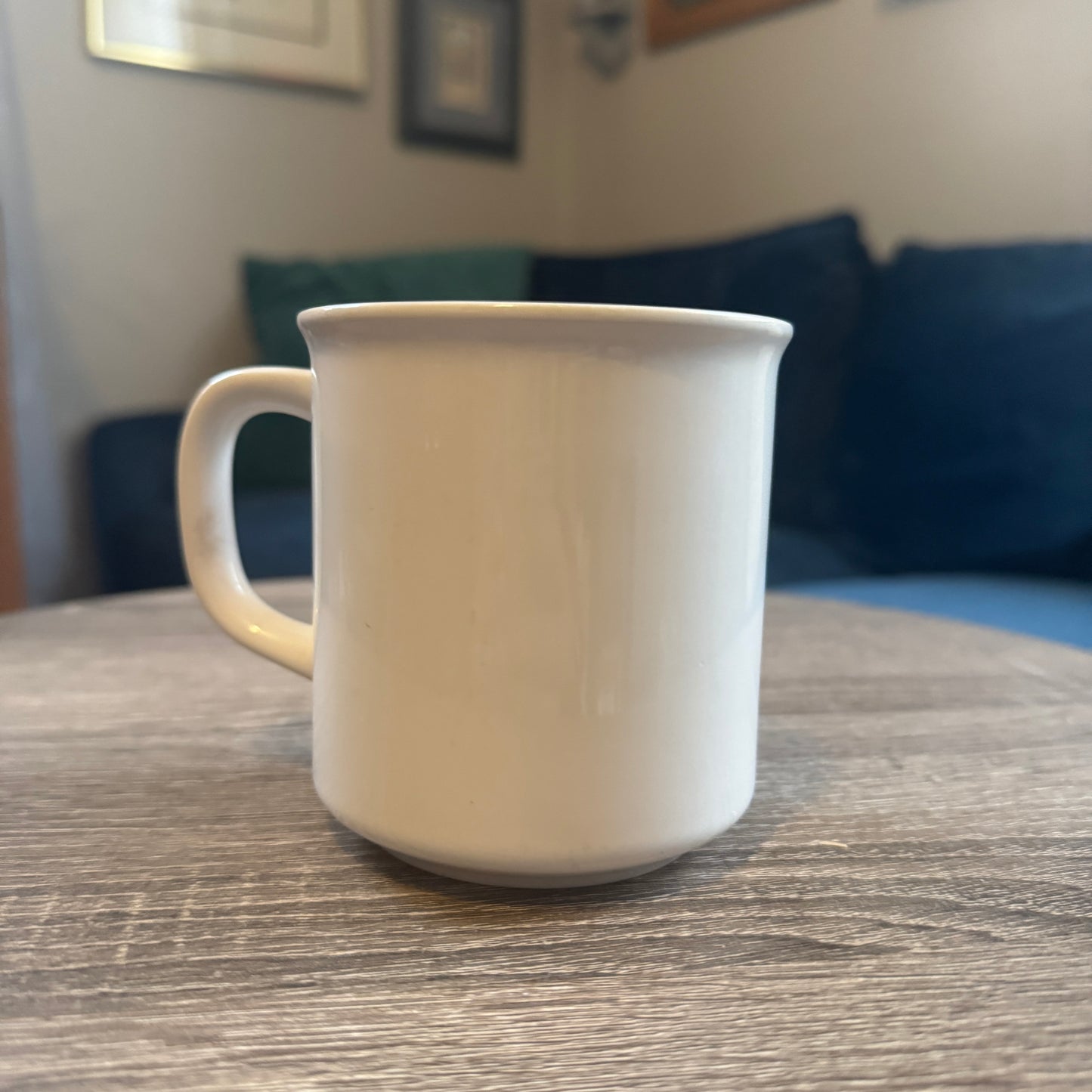 Vintage Garfield Holiday Wreath Mug