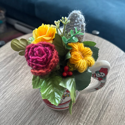 Skiing Snowmen Mug w/ Snowman Handle (Red Toboggan) Bouquet