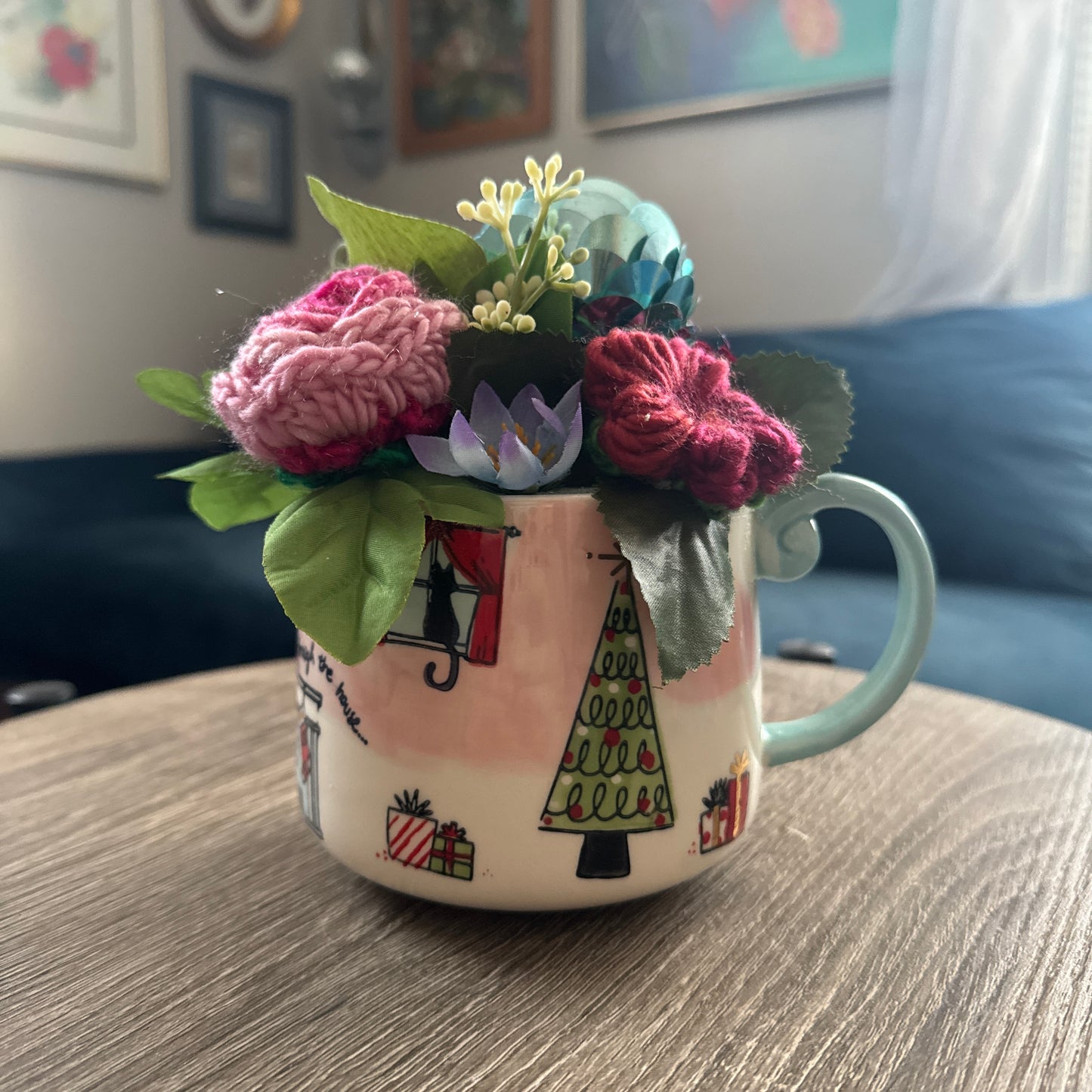 'Twas the Night Before Christmas Mug Bouquet