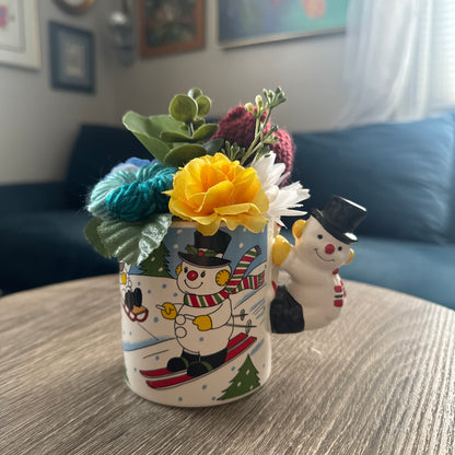 Skiing Snowmen Mug w/ Snowman Handle (Black Hat) Bouquet