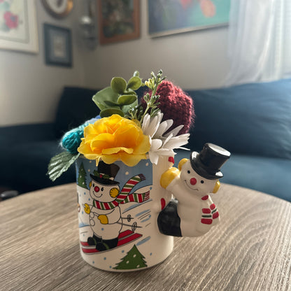 Skiing Snowmen Mug w/ Snowman Handle (Black Hat) Bouquet