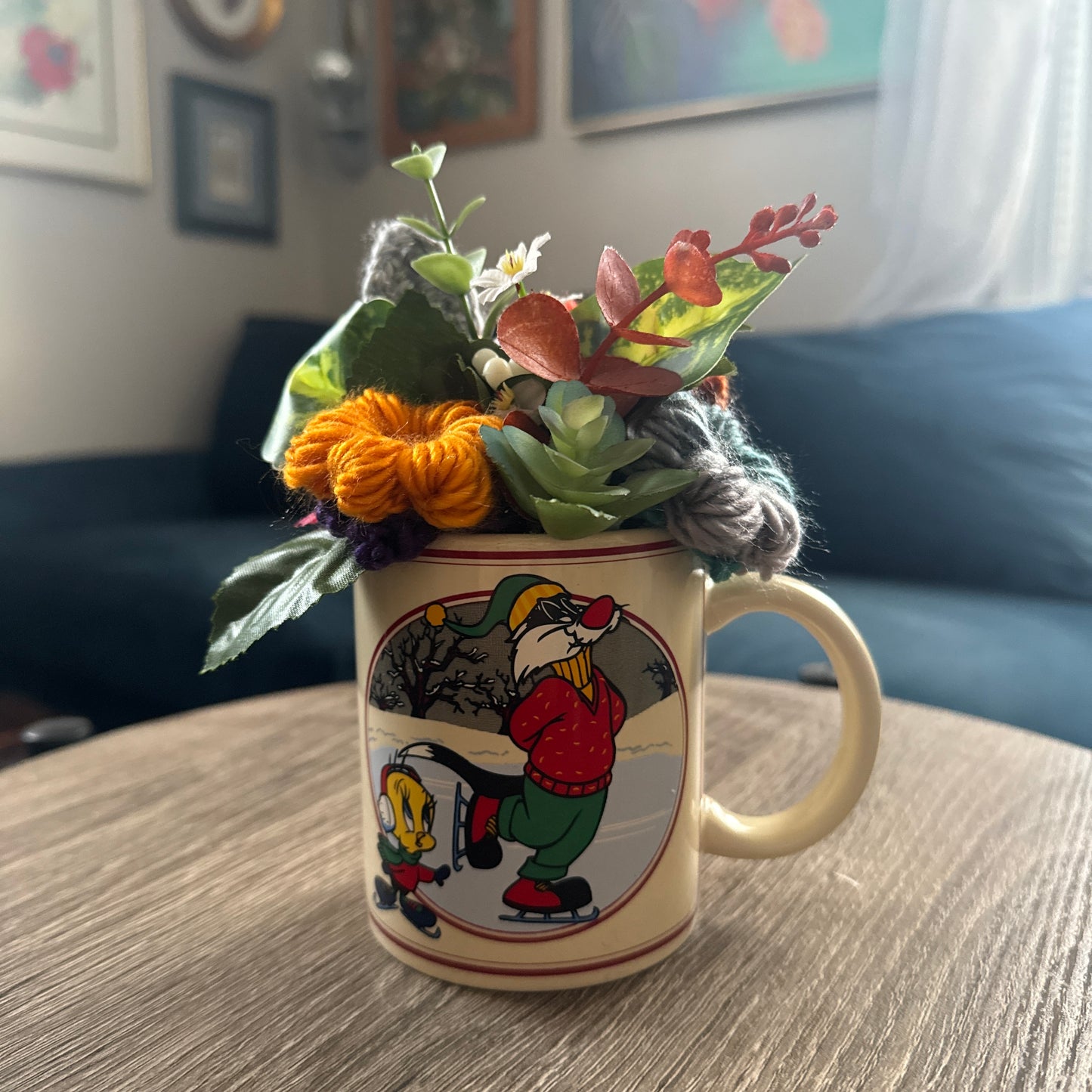 Vintage Looney Tunes (Sylvester & Tweety) Mug Bouquet