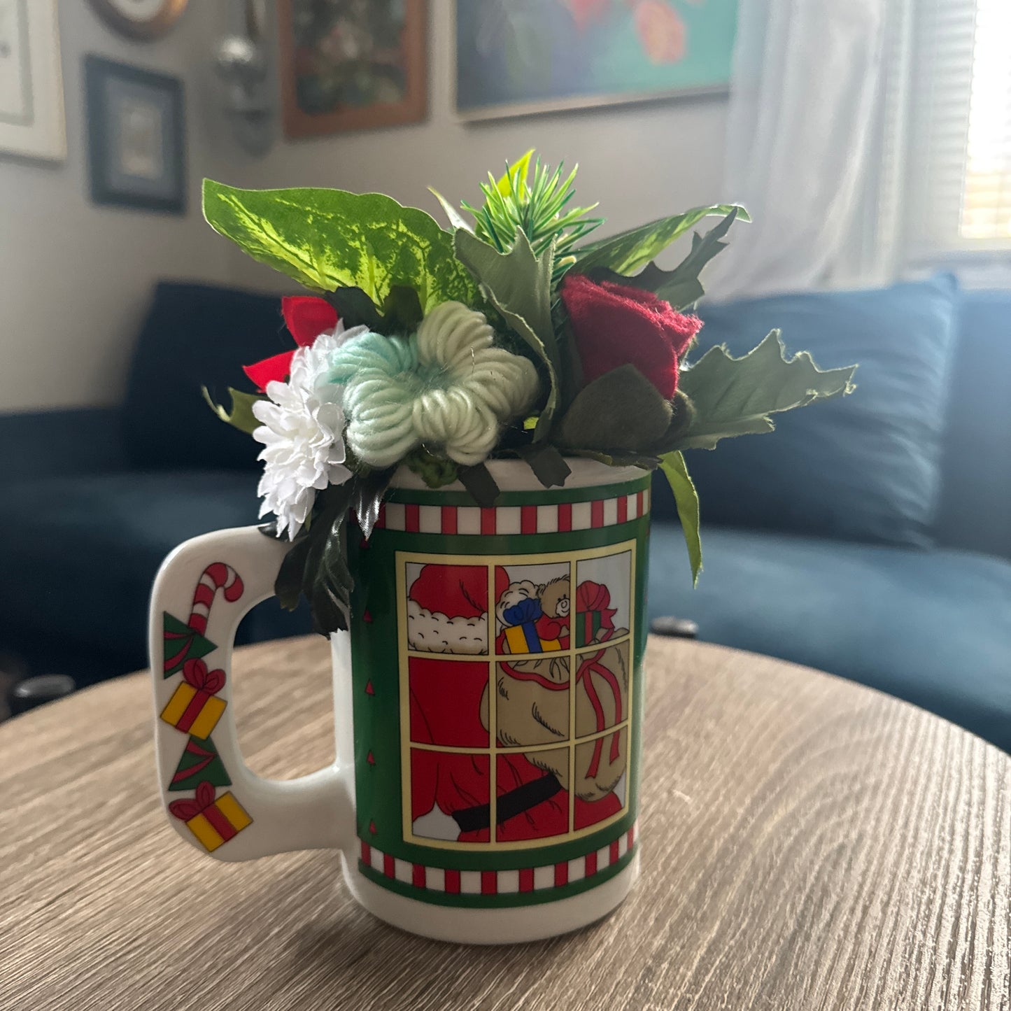 Vintage 1992 Houston Foods Santa Claus Mug Bouquet