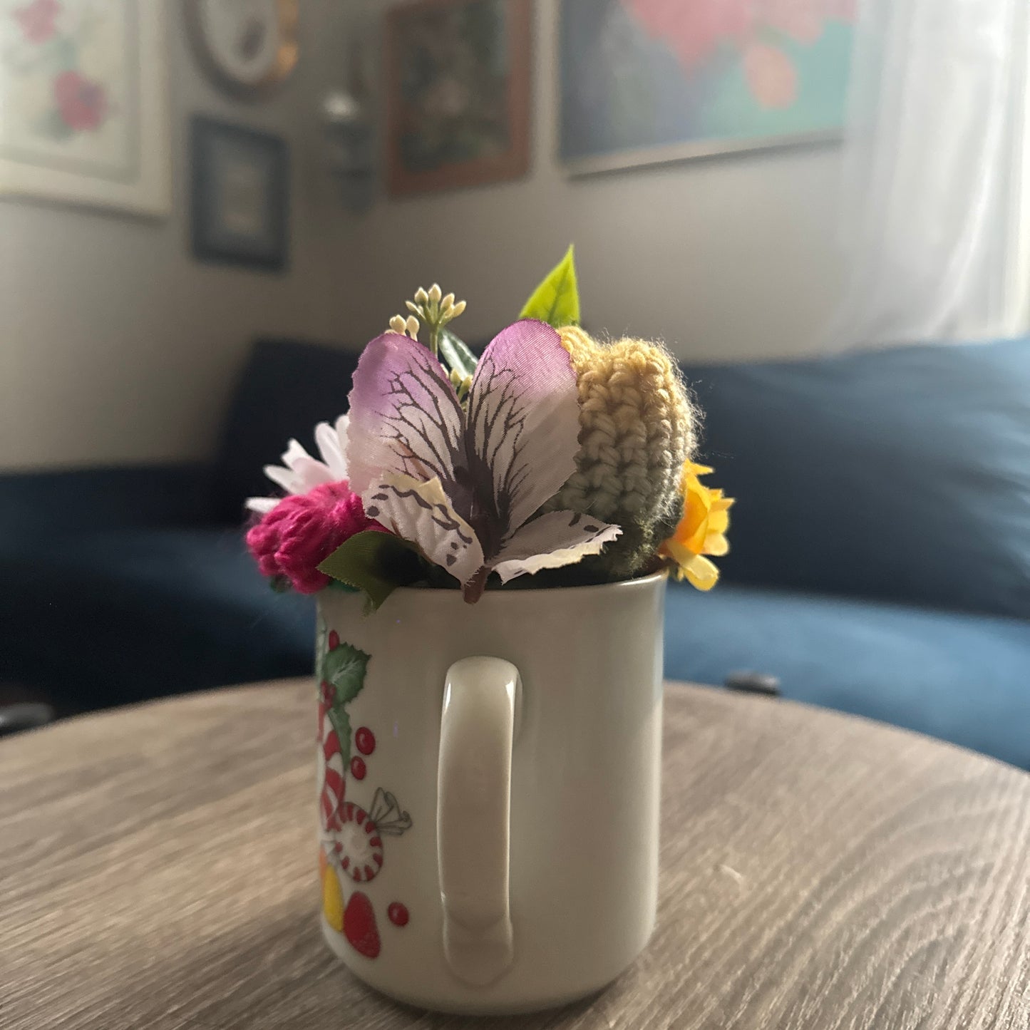 Schmidt Christmas Candy Mug Bouquet
