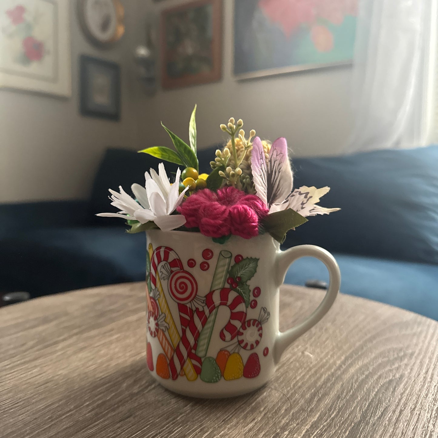 Schmidt Christmas Candy Mug Bouquet