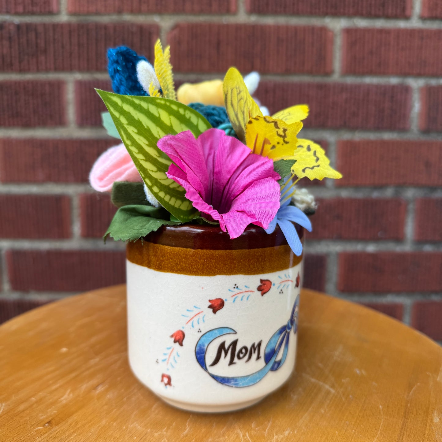 Vintage 1986 Otagiri "Mom" Mug Bouquet