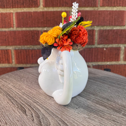 Vintage Spooky Hollow Ceramic Ghost Teapot Bouquet