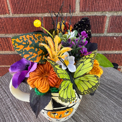 Eli + Ana Halloween Jack o' lantern & Ghosts Coffee Mug Bouquet