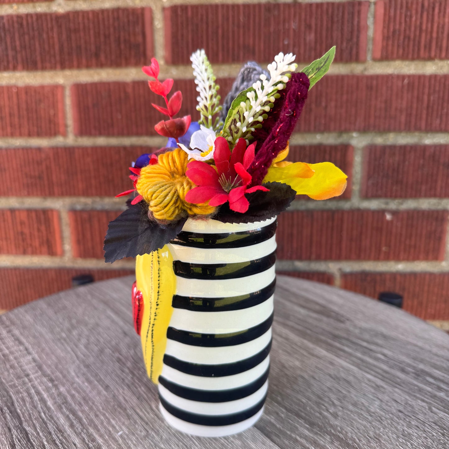 Black & White Heart Vase Bouquet