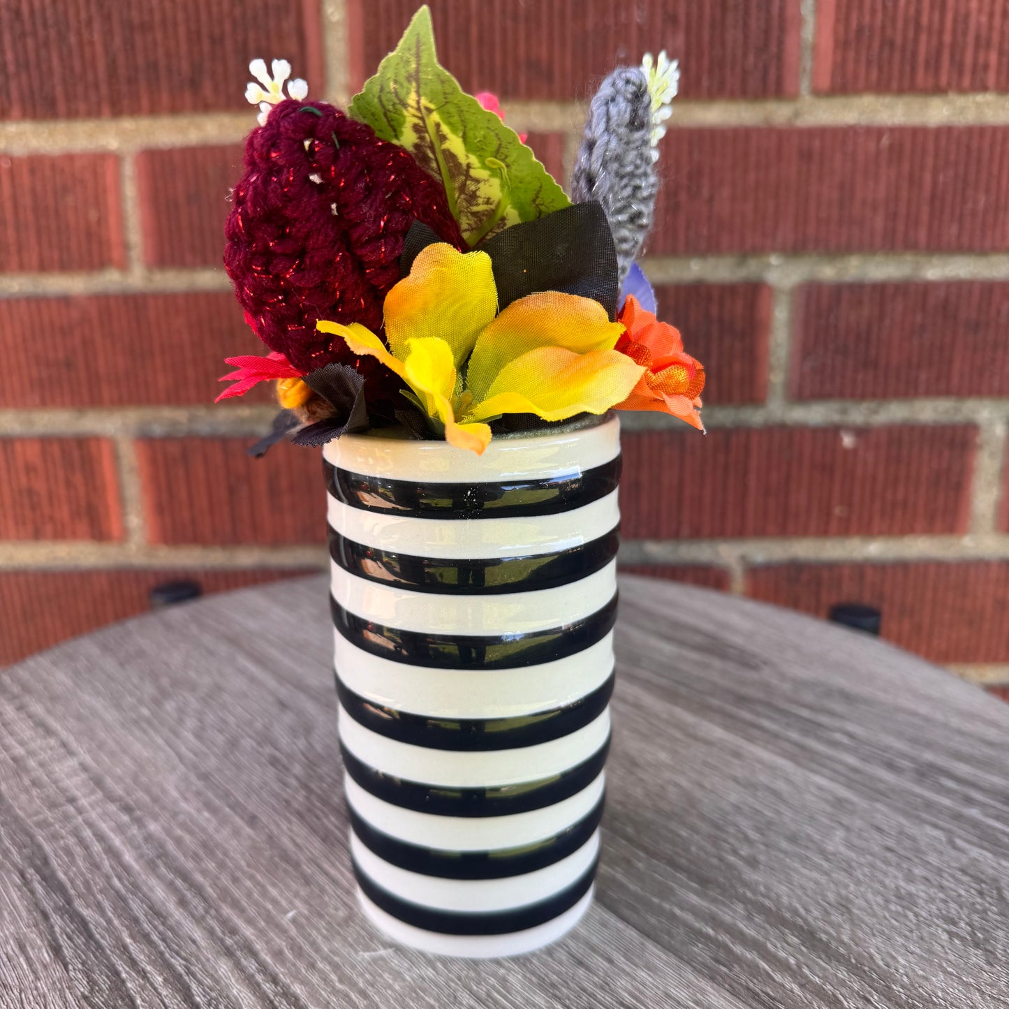 Black & White Heart Vase Bouquet